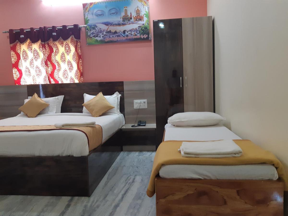 Devansh Bhanu Residency Dbr Srikalahasti Exterior photo
