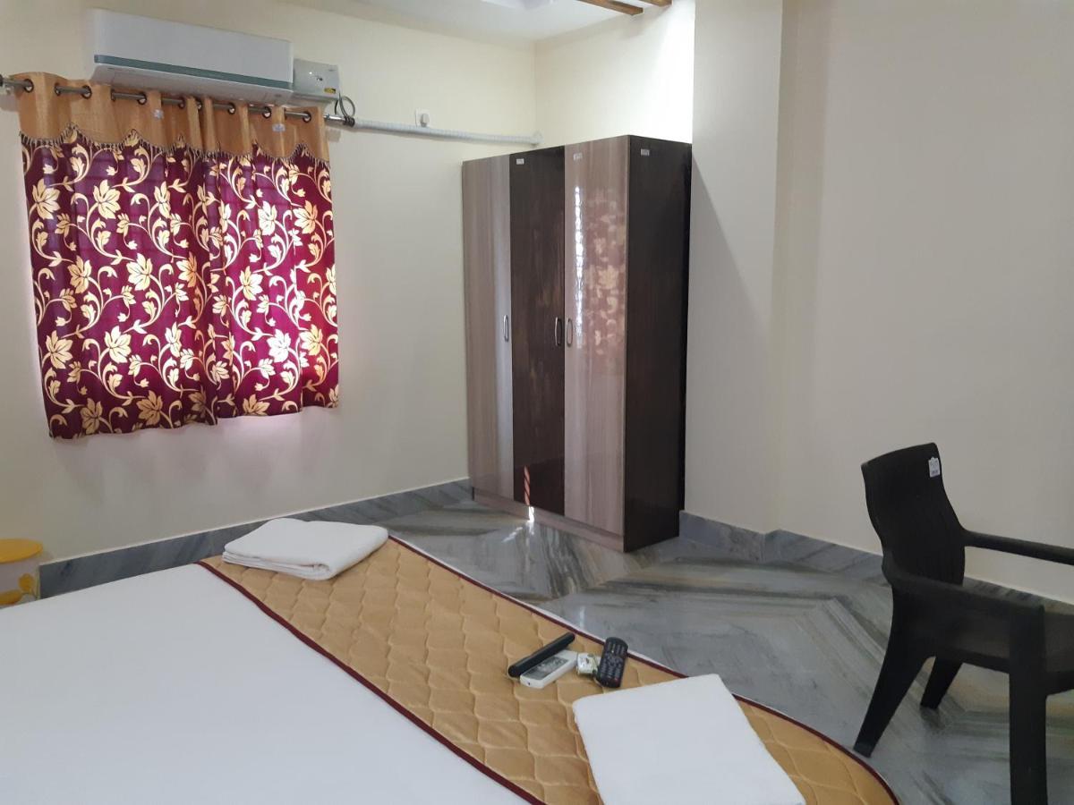 Devansh Bhanu Residency Dbr Srikalahasti Exterior photo